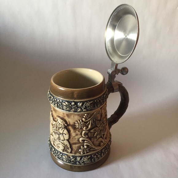 Intriguing Antique stone beer stein by Gerzit  Decorative only. Ideal Condition - Picture 3 of 5